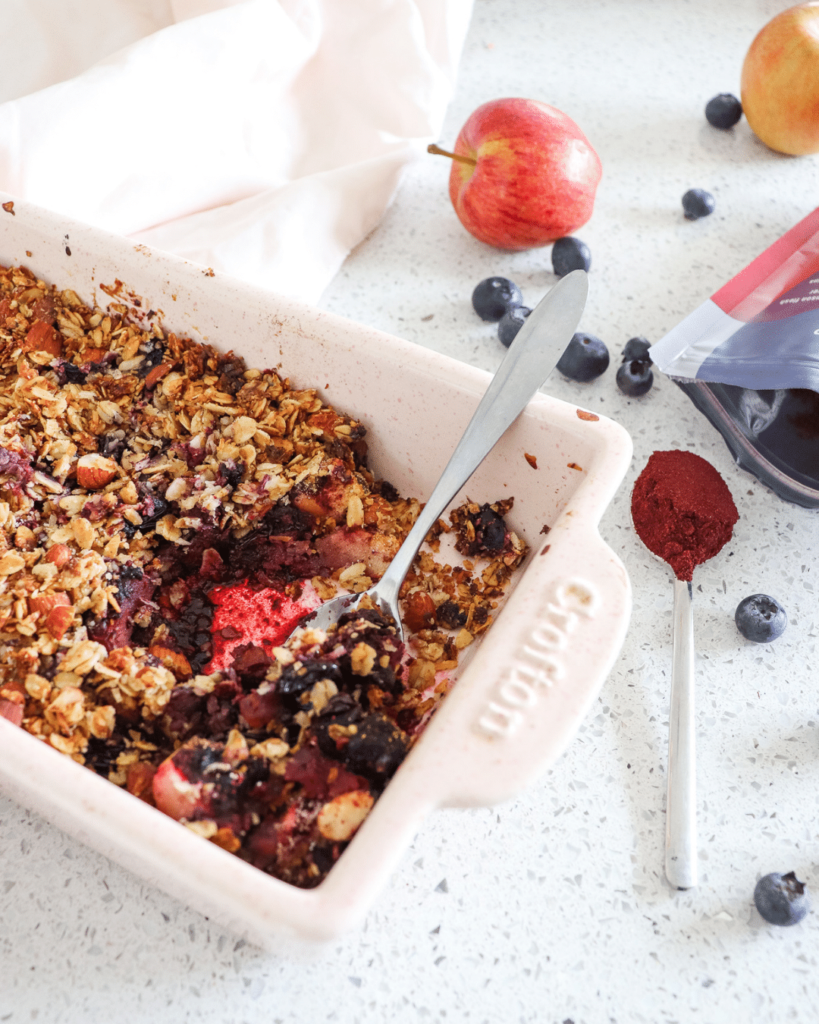 Apple and Berry Breakfast Crumble